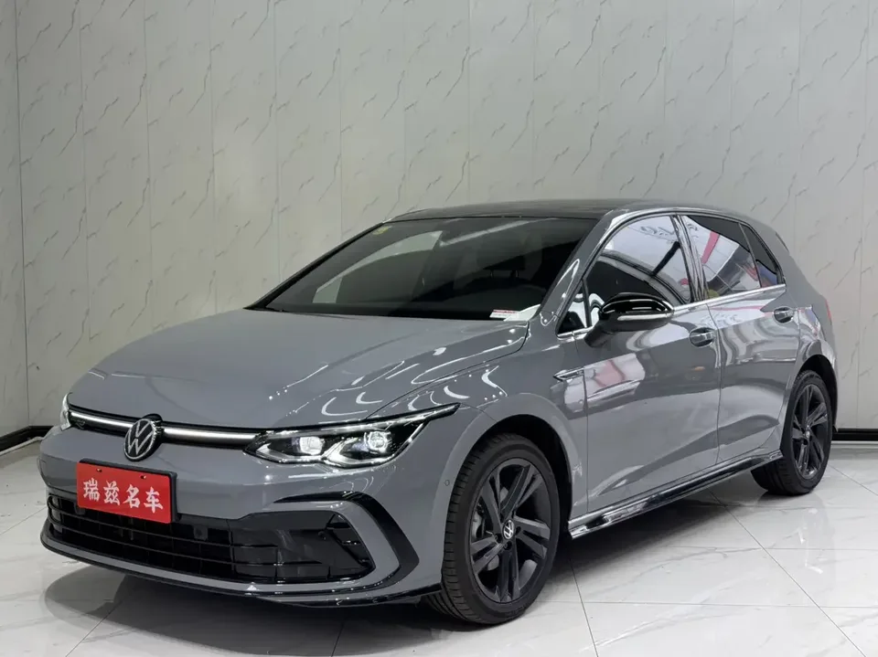 Volkswagen Golf golf 2023 280TSI DSG R-Line Lite 2023 — photo 1, buy with delivery to Moscow