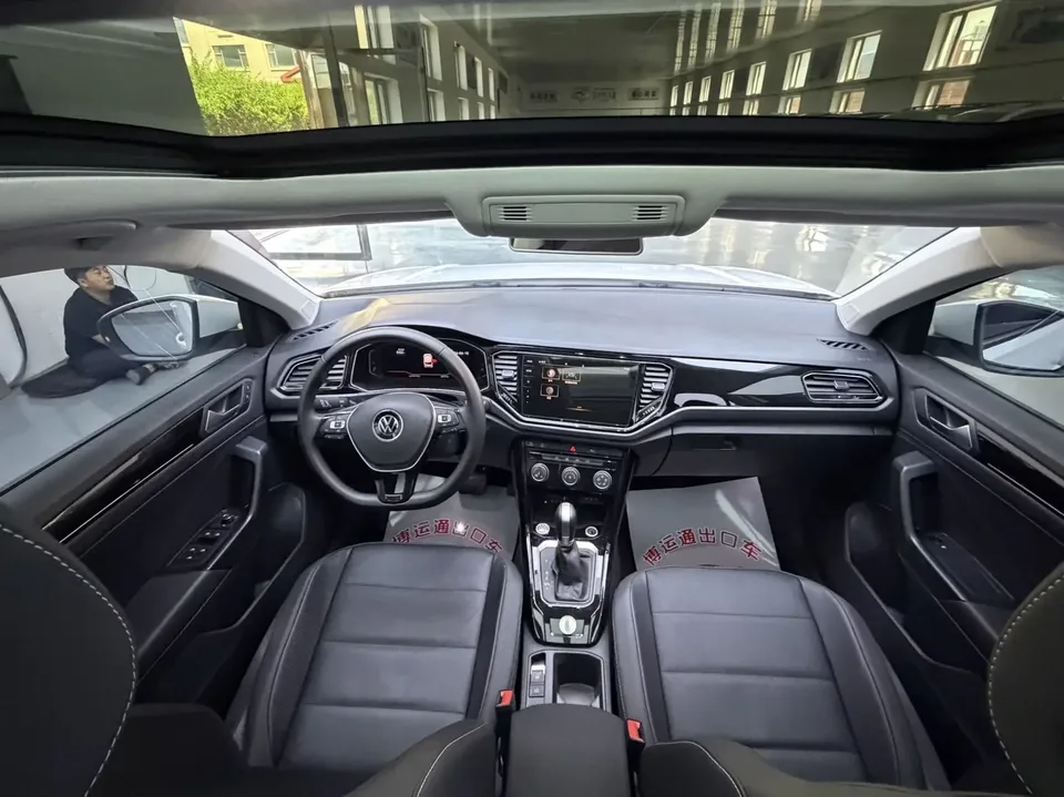 Volkswagen T-Roc TANG 2022 280TSI DSG 2WD Comfort PLUS 2022 — thumbnail 5