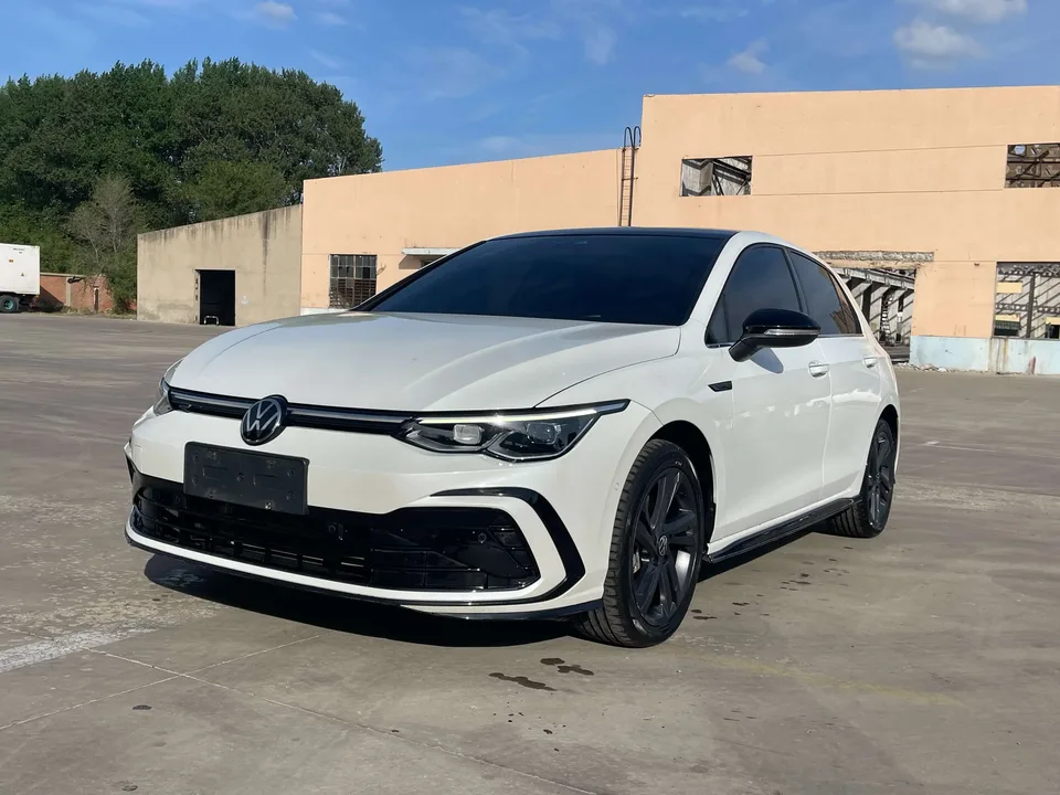 Volkswagen Golf golf 2021 280TSI DSG R-Line 2022 — photo 1, buy with delivery to Moscow