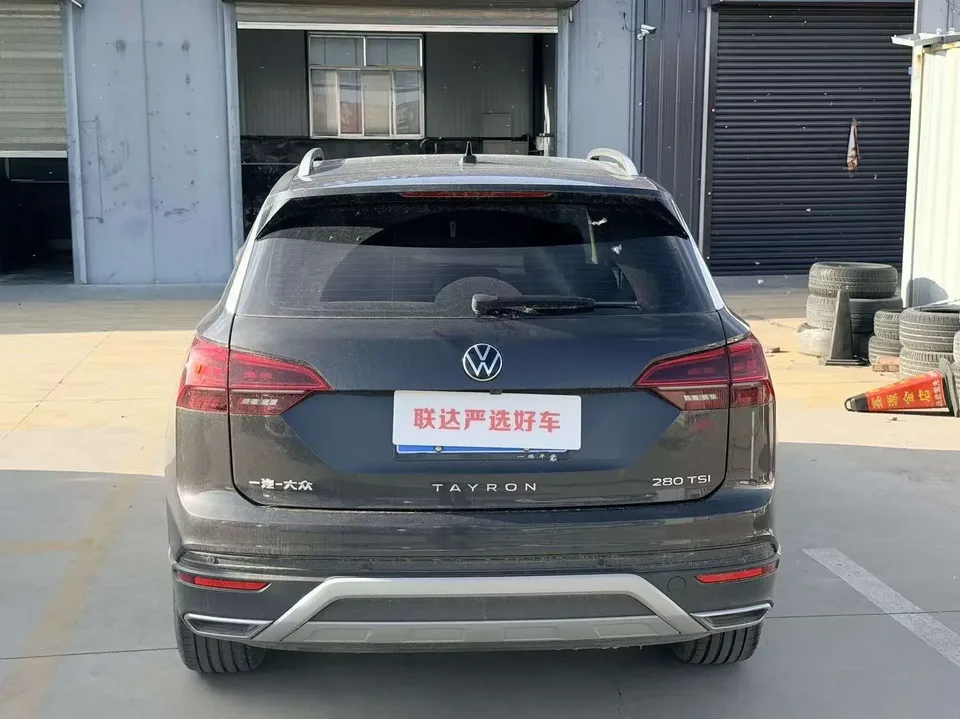 Volkswagen Tayron Tanyue 2022 280TSI 2WD Luxury Smart Edition 2022 — photo 1, buy with delivery to Moscow