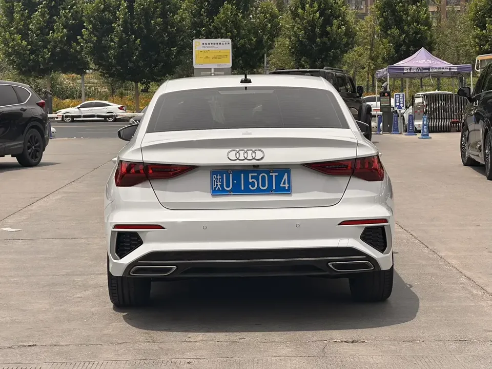 Audi A3 Audi A3 2023 A3L Limousine 35 TFSI facelift: stylish and sporty 2023 — thumbnail 4