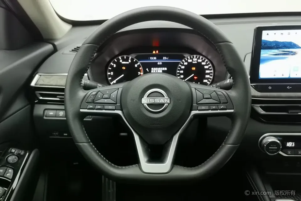 Nissan Altima Sound of nature 2022 2.0L XL-TLS Enjoy Edition 2023 — thumbnail 4