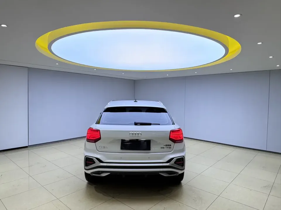 Audi Q2L Audi Q2L 2022 35 TFSI Stylish Dynamic 2022 — thumbnail 2