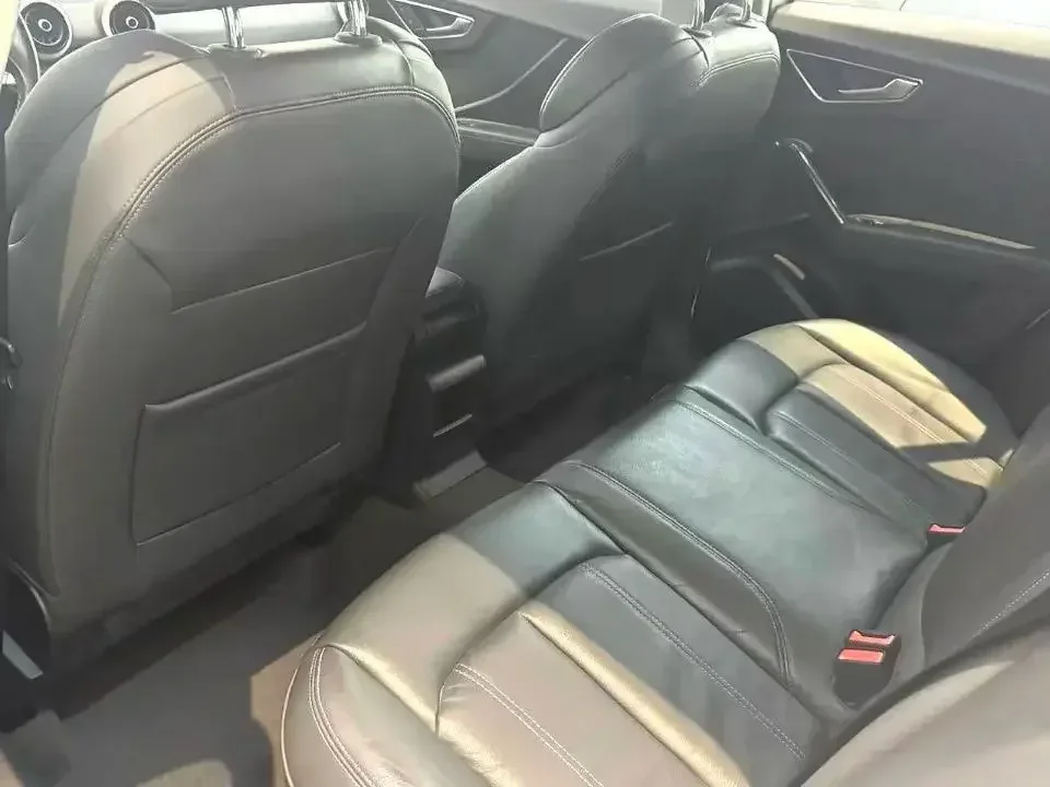 Audi Q2L Audi Q2L 2022 35 TFSI Stylish and Elegant 2023 — миниатюра 3