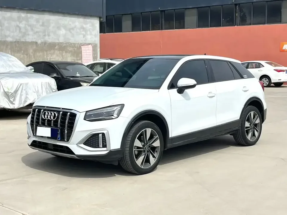 Audi Q2L Audi Q2L 2022 35 TFSI Stylish and Elegant 2023 — photo 1, buy with delivery to Moscow