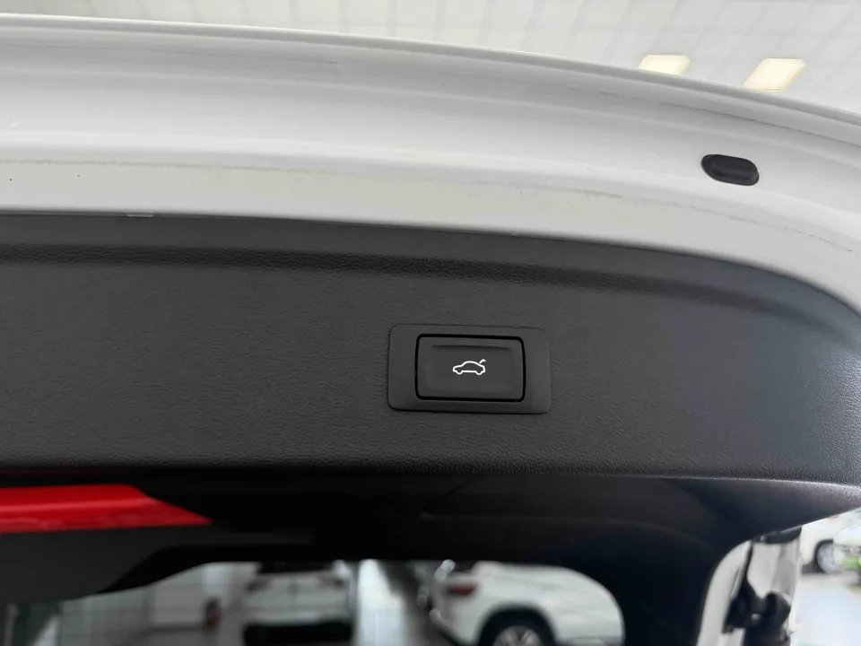 Audi A3 Audi A3 2022 Sportback 35 TFSI Stylish and sporty 2022 — thumbnail 4