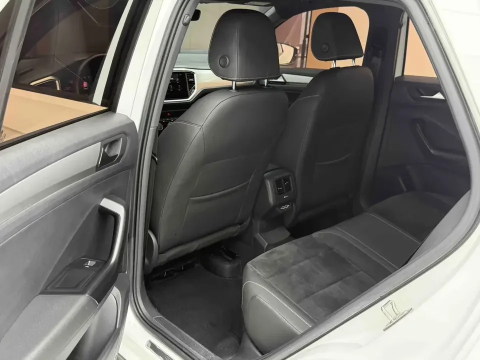 Volkswagen T-Roc TANG 2022 280TSI DSG 2WD R-Line Pro PLUS 2022 — thumbnail 3