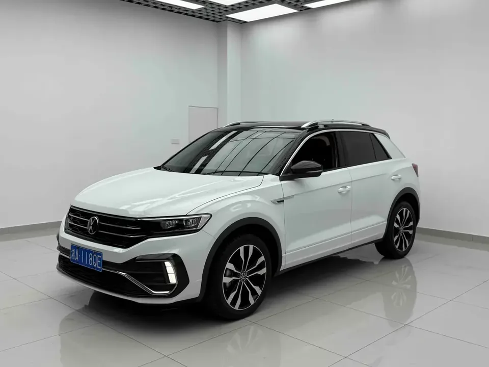Volkswagen T-Roc TANG 2022 280TSI DSG 2WD R-Line Pro PLUS 2022 — photo 1, buy with delivery to Moscow