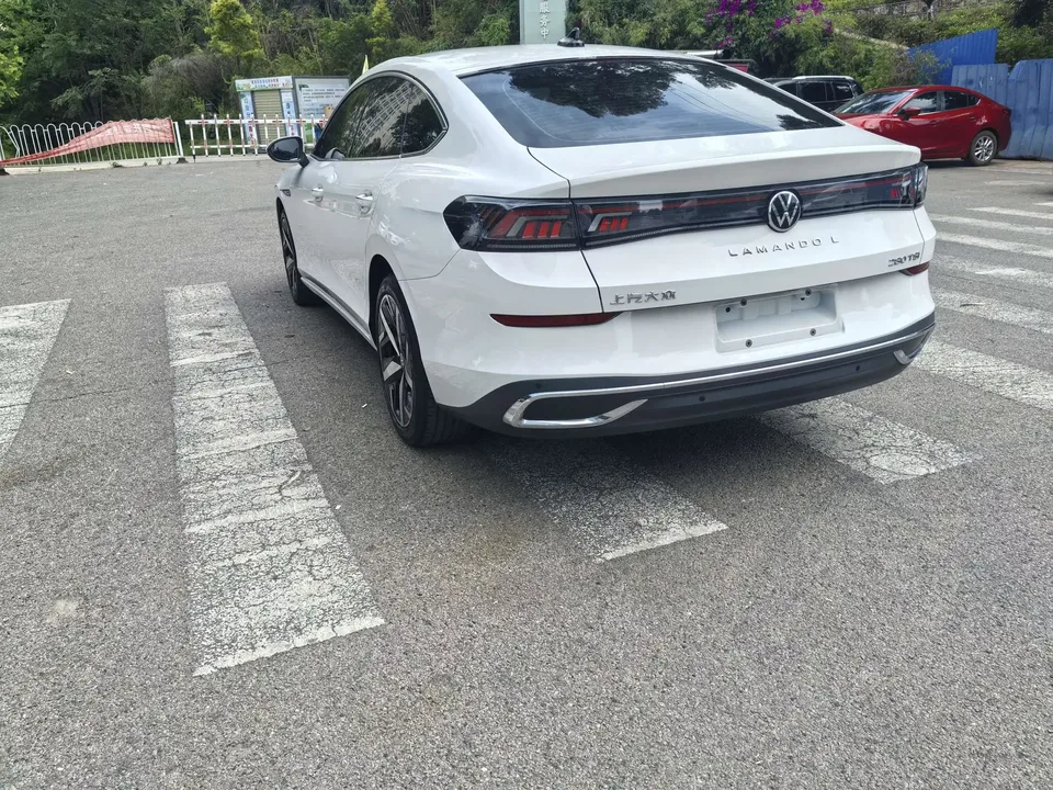 Volkswagen Lamando Lingdu 2023 Lingdu L 280TSI DSG Super Hot Flagship Edition 2023 — thumbnail 4