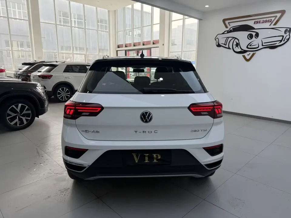 Volkswagen T-Roc TANG 2022 280TSI DSG 2WD Elite PLUS 2023 — thumbnail 2