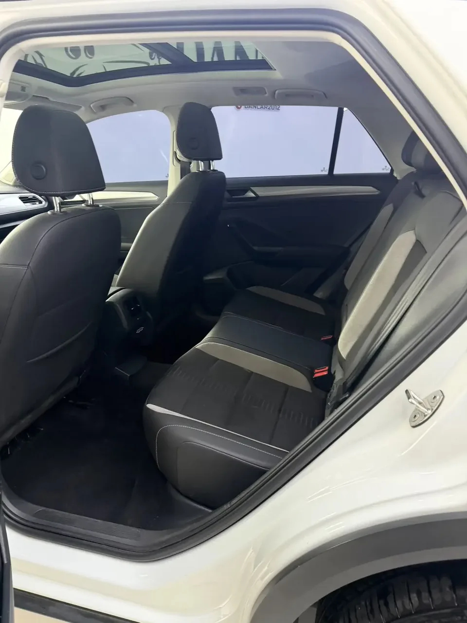 Volkswagen T-Roc TANG 2022 280TSI DSG 2WD Elite PLUS 2023 — thumbnail 3