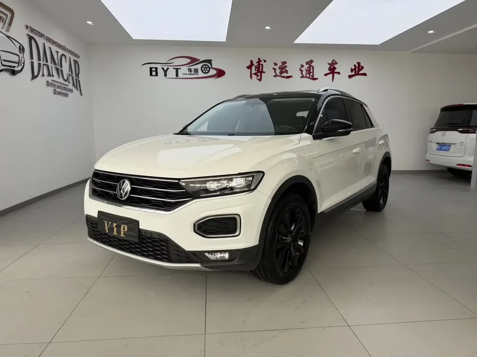 Volkswagen T-Roc TANG 2022 280TSI DSG 2WD Elite PLUS 2023 — photo 1, buy with delivery to Moscow