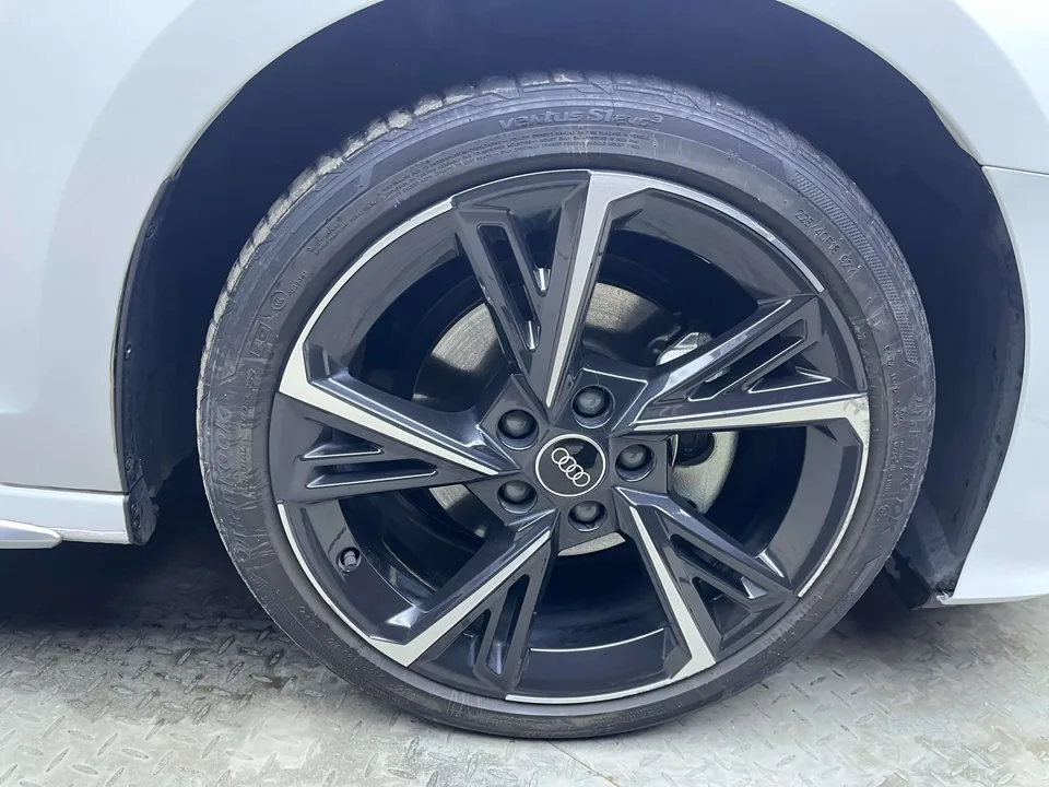 Audi A3 Audi A3 2022 Sportback 35 TFSI Stylish and sporty 2022 — thumbnail 3