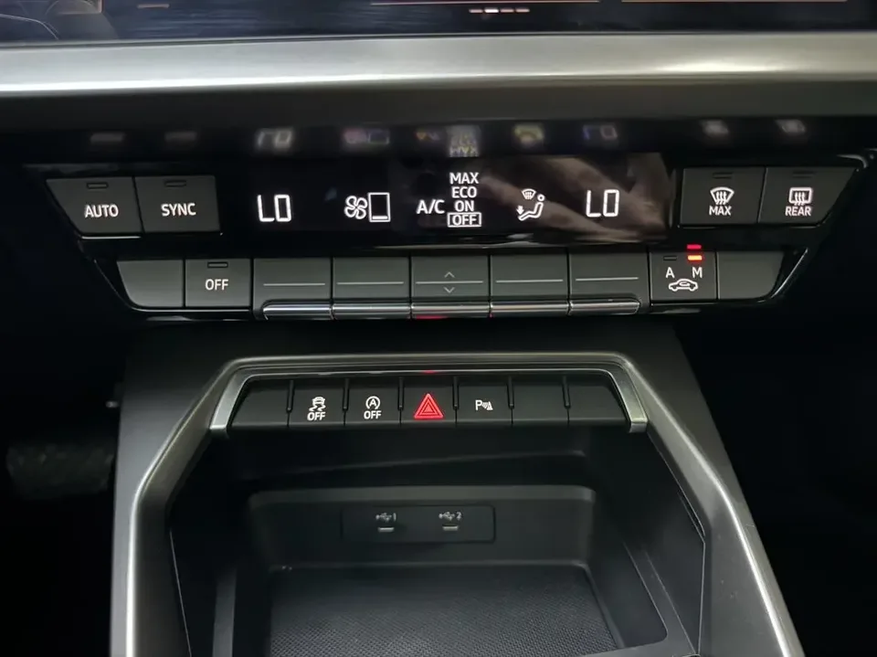 Audi A3 Audi A3 2023 Sportback 35 TFSI Stylish and sporty 2023 — thumbnail 4