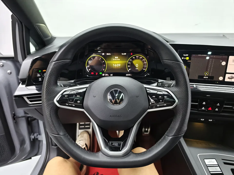 Volkswagen Golf golf 2023 280TSI DSG R-Line 2023 — thumbnail 4