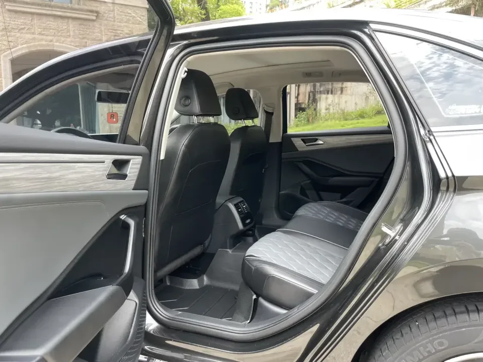 Volkswagen Sagitar Sagitar 2023 280TSI DSG Beyond Edition 2023 — thumbnail 3