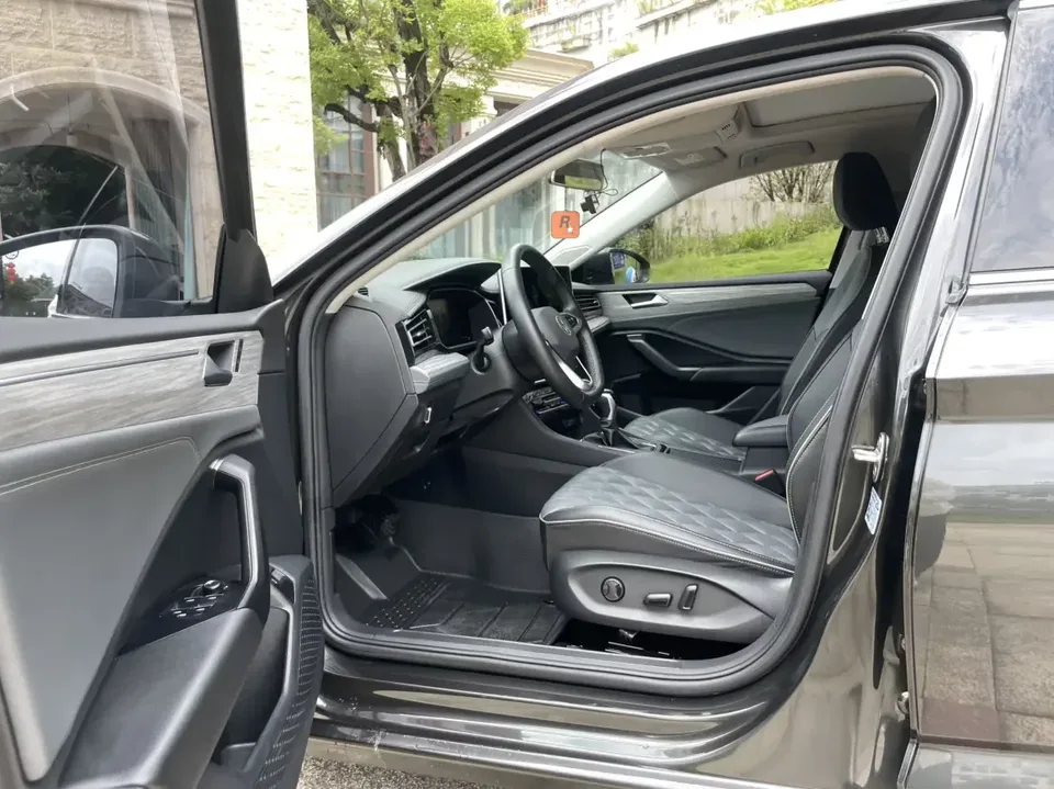 Volkswagen Sagitar Sagitar 2023 280TSI DSG Beyond Edition 2023 — thumbnail 5