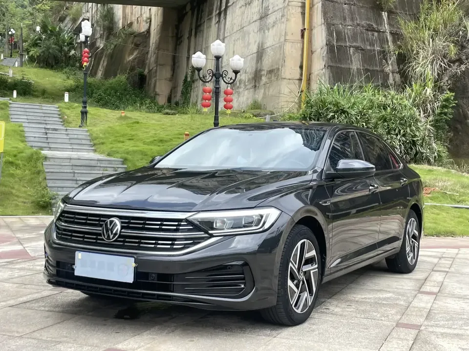 Volkswagen Sagitar Sagitar 2023 280TSI DSG Beyond Edition 2023 — photo 1, buy with delivery to Moscow