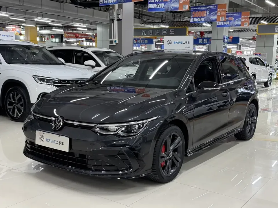 Volkswagen Golf golf 2021 280TSI DSG R-Line 2022 — photo 1, buy with delivery to Moscow