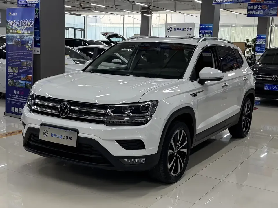 Volkswagen Tharu tuyue 2021 280TSI 2WD Luxury Edition PLUS 2022 — photo 1, buy with delivery to Moscow
