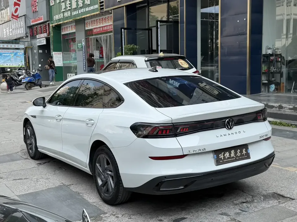 Volkswagen Lamando Lingdu 2024 Lingdu L 200TSI DSG Hot Edition 2024 — thumbnail 4