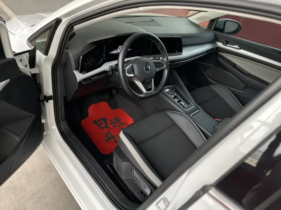 Volkswagen Golf golf 2021 280TSI DSG Pro 2022 — миниатюра 4