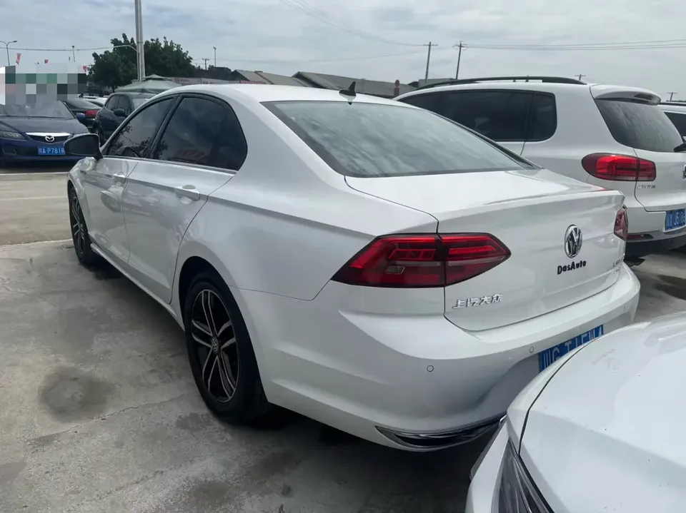 Volkswagen Lamando Lingdu 2021 280TSI DSG Comfort Edition 2022 — thumbnail 4