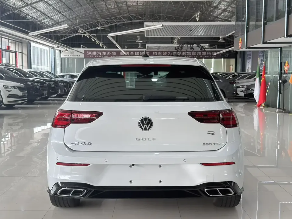 Volkswagen Golf golf 2023 280TSI DSG R-Line 2023 — thumbnail 2