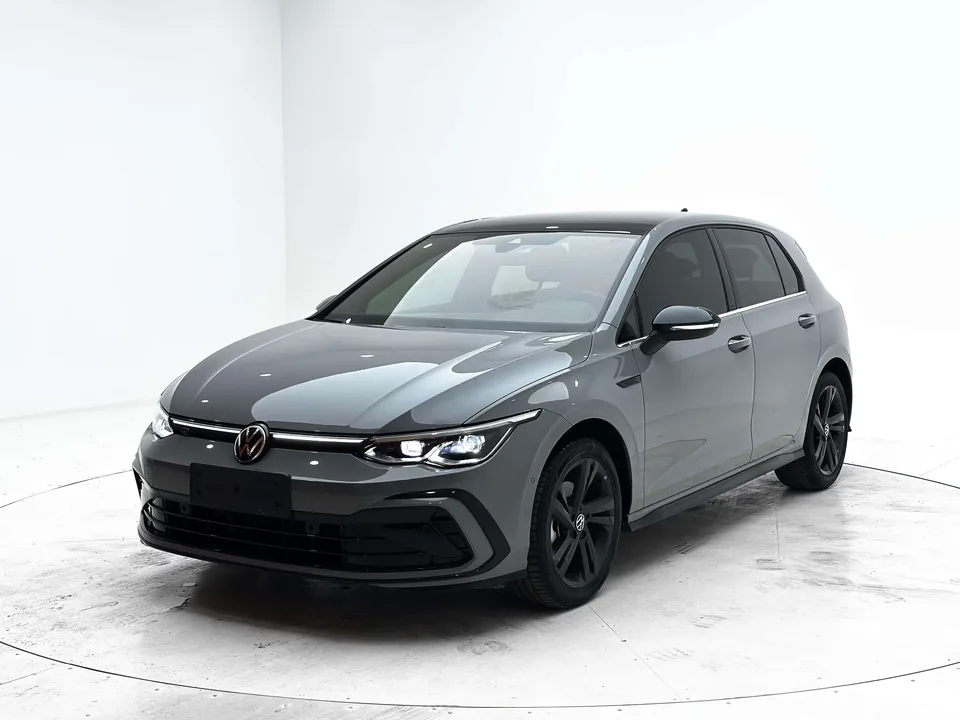 Volkswagen Golf golf 2021 280TSI DSG R-Line 2022 — photo 1, buy with delivery to Moscow
