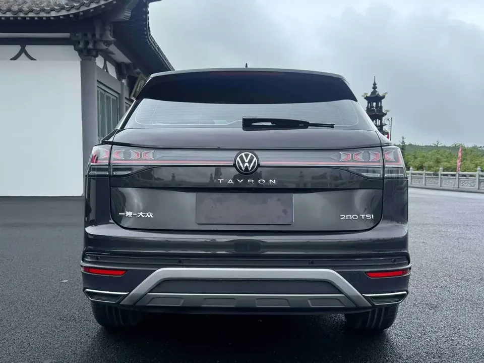 Volkswagen Tayron Tanyue 2023 280TSI 2WD Luxury Plus Advanced Edition 2022 — thumbnail 2