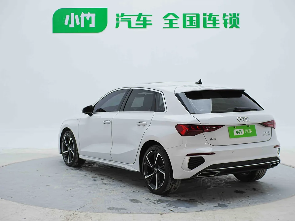 Audi A3 Audi A3 2023 Sportback 35 TFSI Stylish and sporty 2023 — thumbnail 2