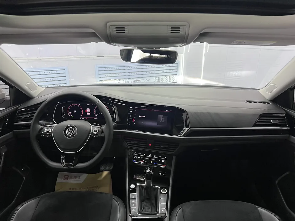 Volkswagen Sagitar Sagitar 2022 280TSI DSG Excellence Edition 2022 — thumbnail 4