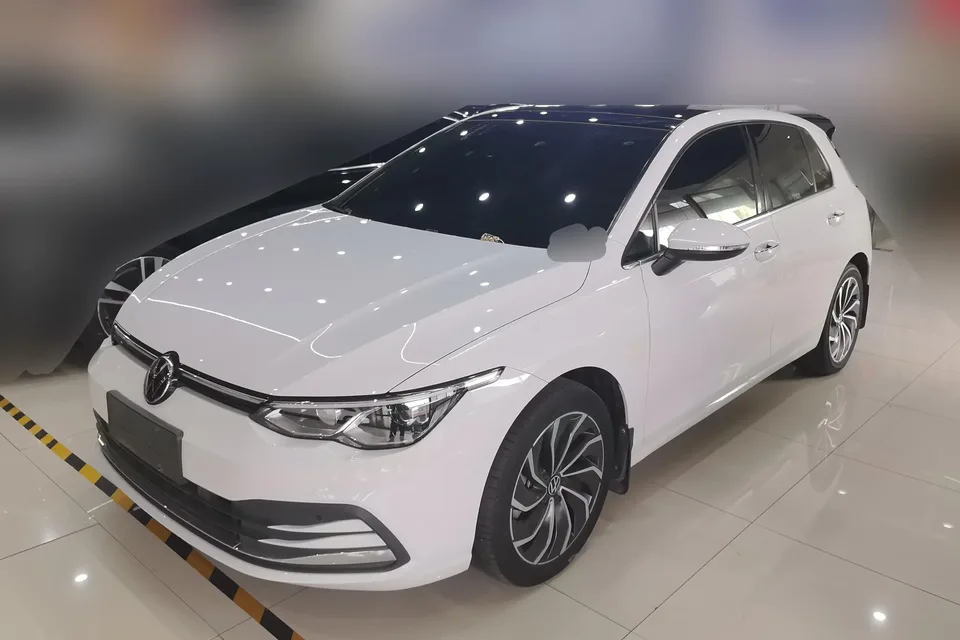 Volkswagen Golf golf 2021 280TSI DSG 30th Anniversary Edition 2022 — photo 1, buy with delivery to Moscow