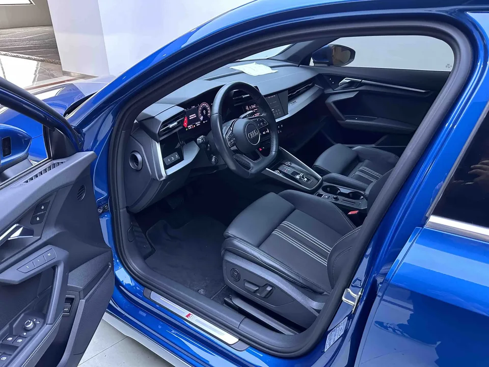 Audi A3 Audi A3 2022 Sportback 35 TFSI Stylish and sporty 2022 — thumbnail 5