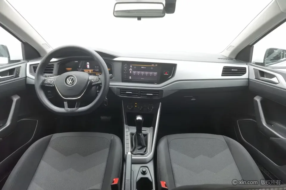 Volkswagen Polo Polo 2023 Facelift Plus 1.5L Automatic LOHAS Edition 2024 — thumbnail 4