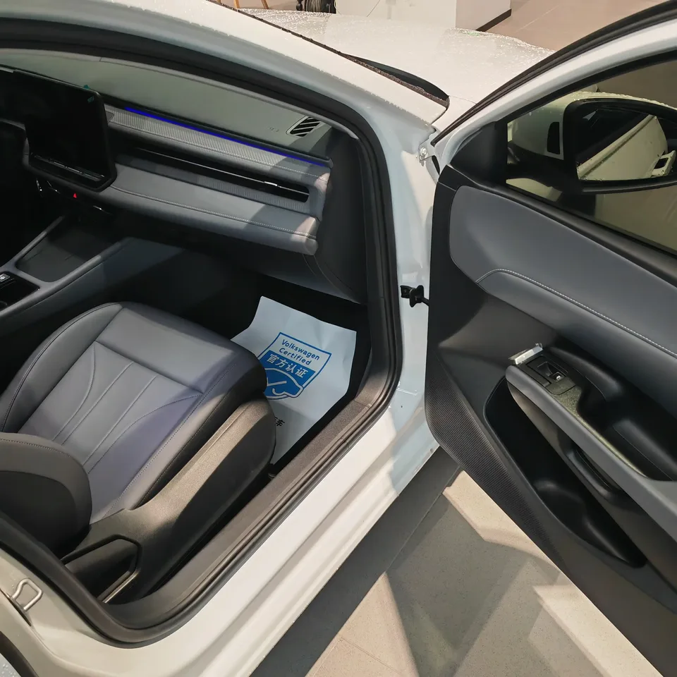 Volkswagen Lavida Lavida 2026 Pro 1.5L Six Million Edition 2026 — thumbnail 2