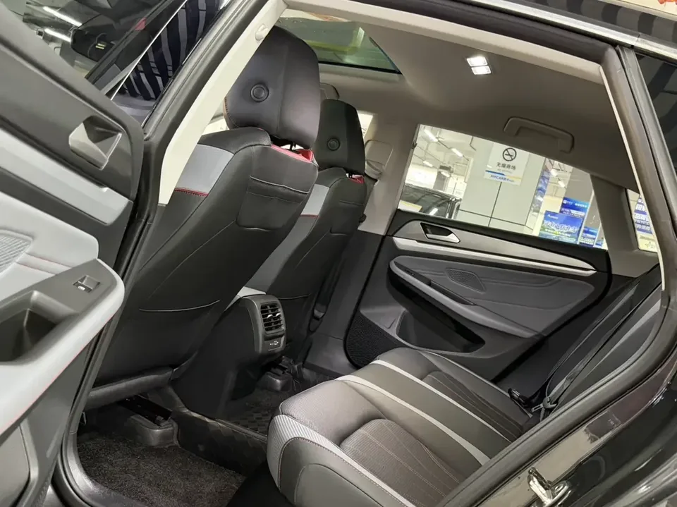 Volkswagen Lamando Lingdu 2023 Lingdu L 280TSI DSG Cool Edition 2023 — thumbnail 3