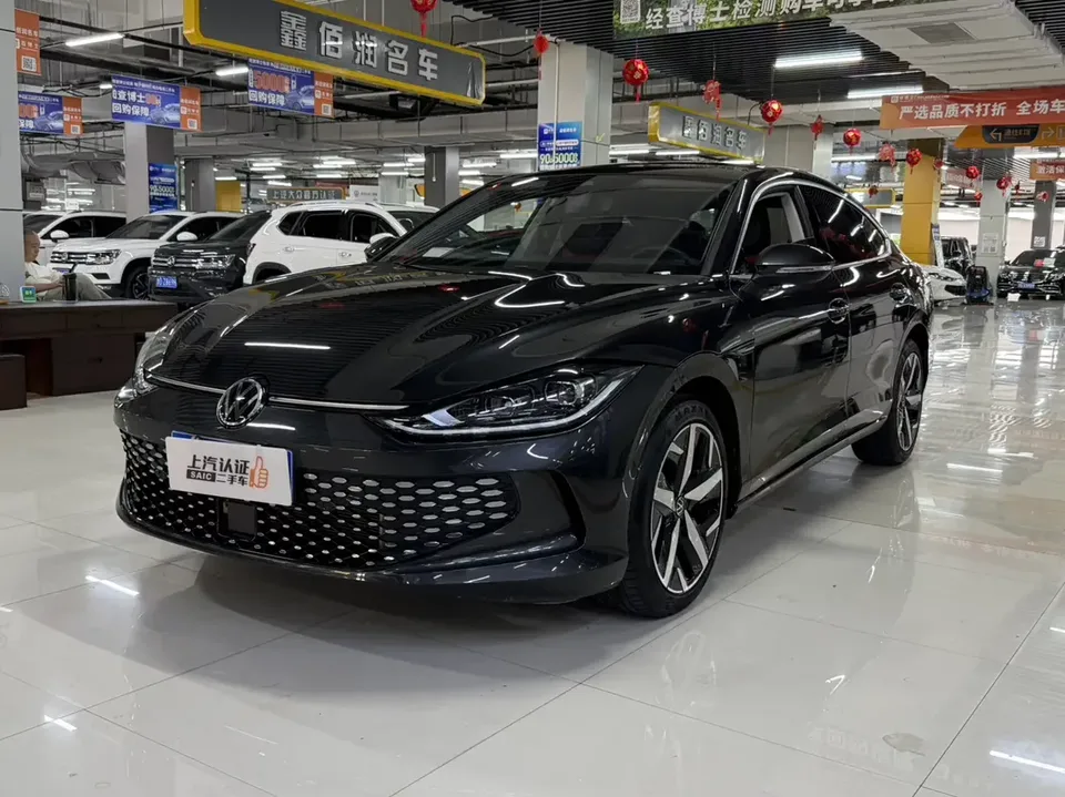 Volkswagen Lamando Lingdu 2023 Lingdu L 280TSI DSG Cool Edition 2023 — photo 1, buy with delivery to Moscow