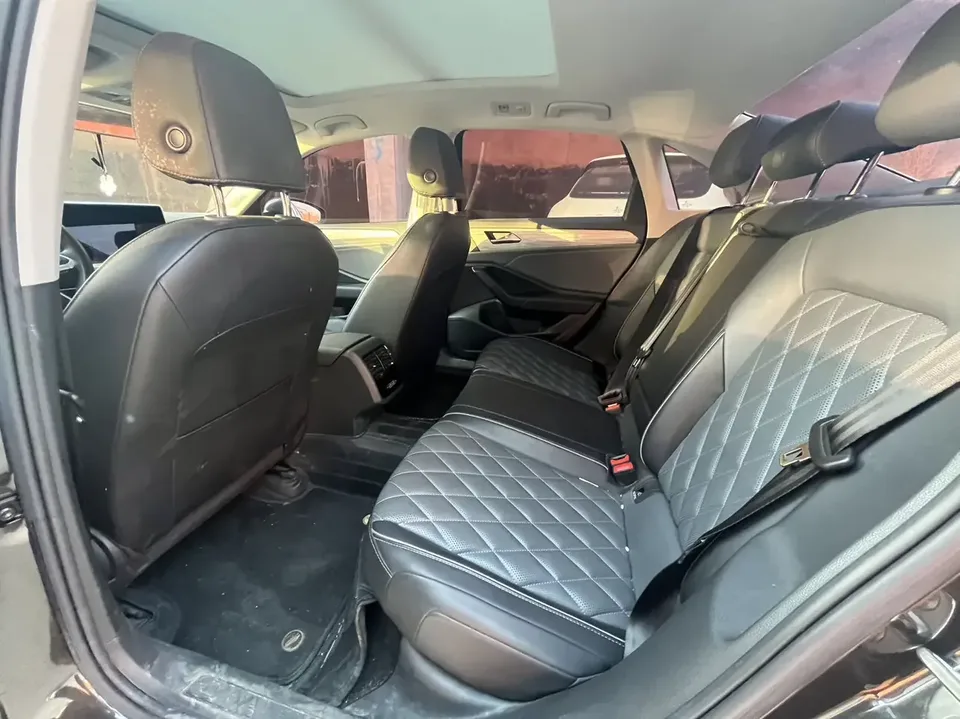 Volkswagen Sagitar Sagitar 2023 280TSI DSG Transcendence Lite 2023 — миниатюра 3