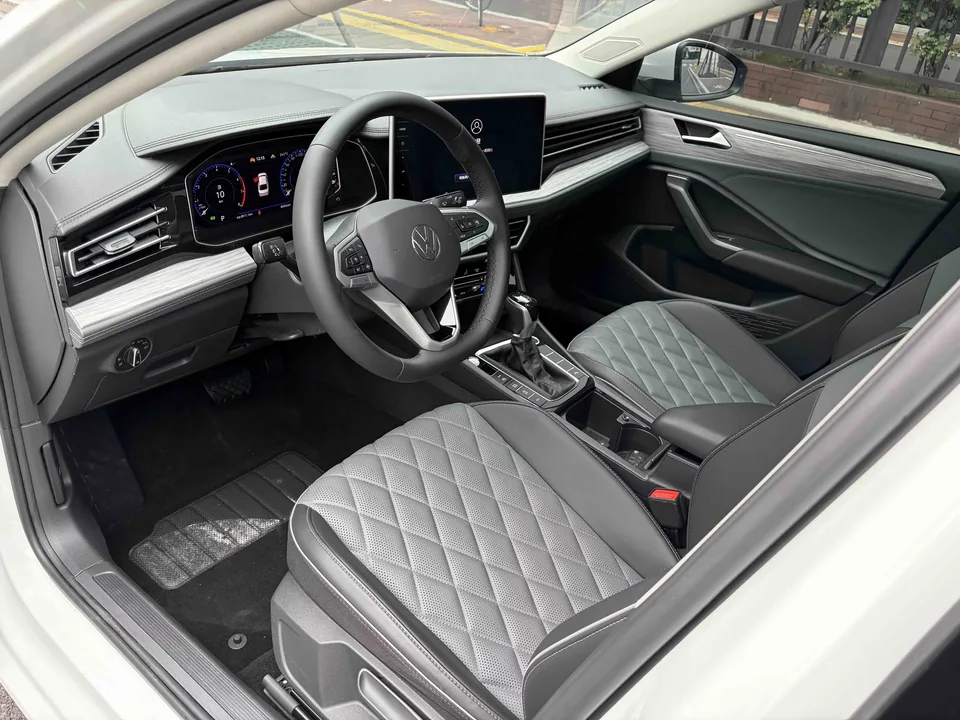 Volkswagen Sagitar Sagitar 2023 280TSI DSG Beyond Edition 2022 — thumbnail 4