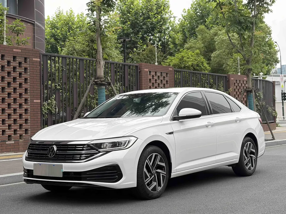 Volkswagen Sagitar Sagitar 2023 280TSI DSG Beyond Edition 2022 — photo 1, buy with delivery to Moscow
