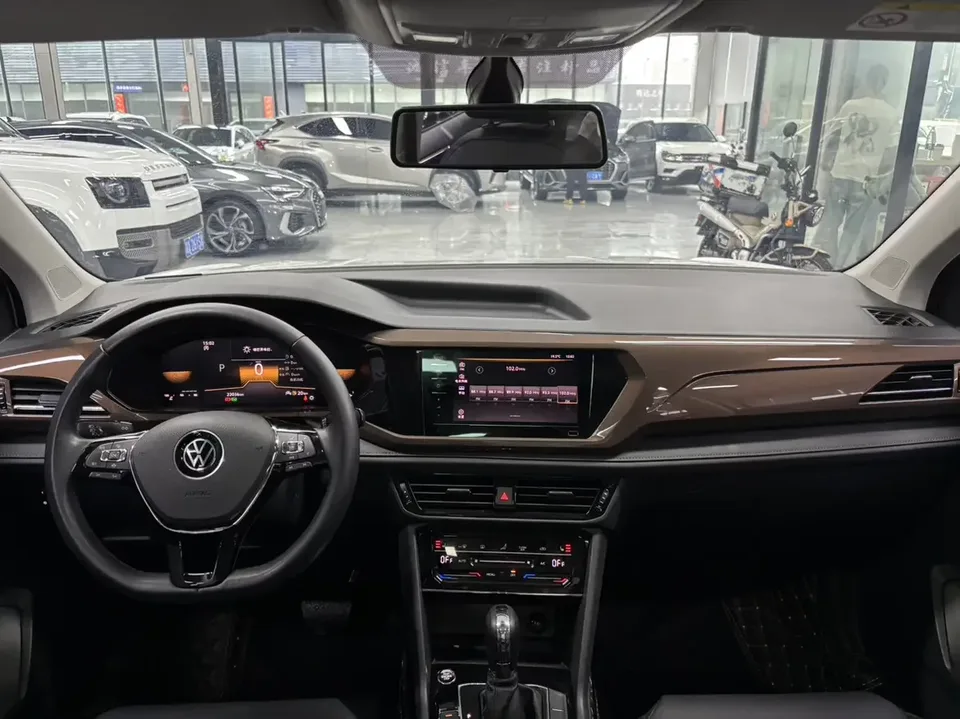 Volkswagen Tharu tuyue 2022 280TSI 2WD Comfort Edition 2022 — thumbnail 5