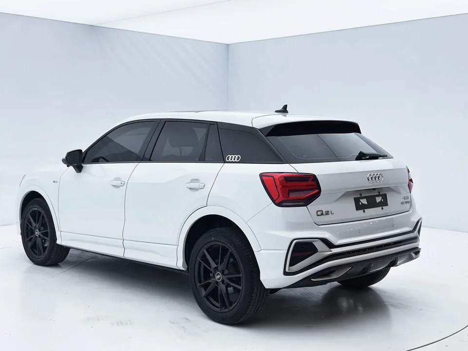 Audi Q2L Audi Q2L 2022 35 TFSI Progressive Dynamic 2022 — thumbnail 2