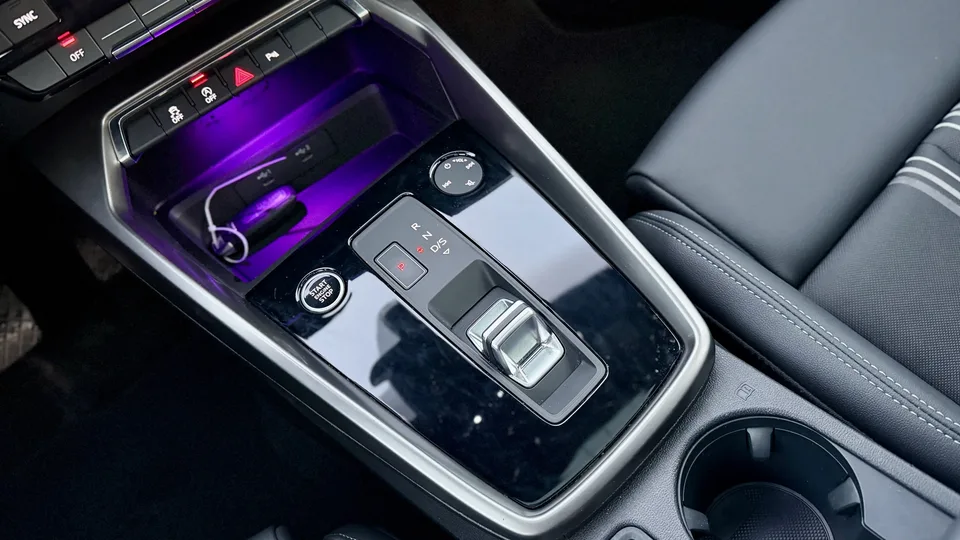 Audi A3 Audi A3 2024 Sportback 35 TFSI Stylish and sporty 2024 — thumbnail 4