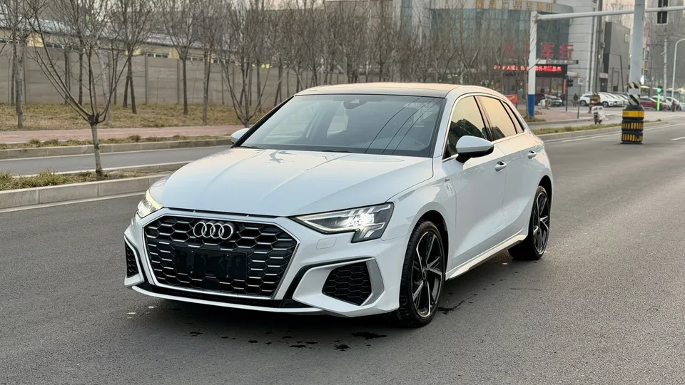 Audi A3 Audi A3 2024 Sportback 35 TFSI Stylish and sporty 2024 — photo 1, buy with delivery to Moscow