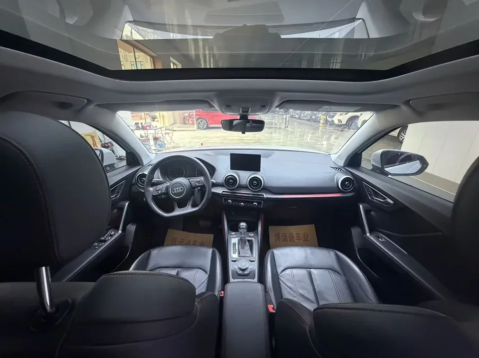 Audi Q2L Audi Q2L 2022 35 TFSI Stylish and Elegant 2023 — миниатюра 3
