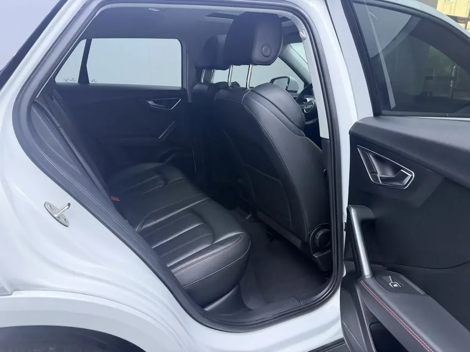 Audi Q2L Audi Q2L 2022 35 TFSI Stylish and Elegant 2023 — миниатюра 4