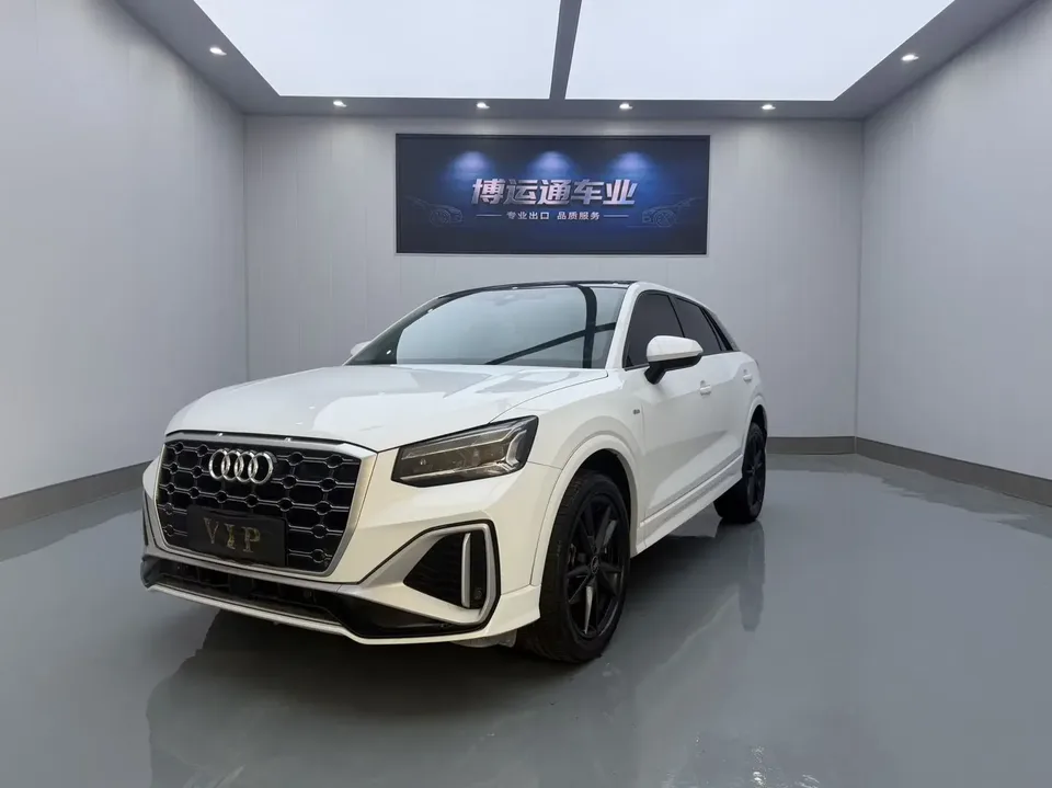 Audi Q2L Audi Q2L 2022 35 TFSI Stylish and Elegant 2023 — фото 1, купить с доставкой в Москву
