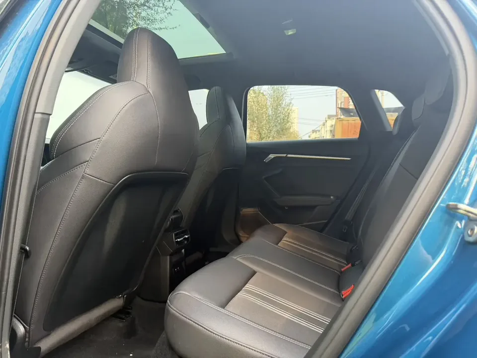 Audi A3 Audi A3 2022 Sportback 35 TFSI Stylish and sporty 2022 — thumbnail 3