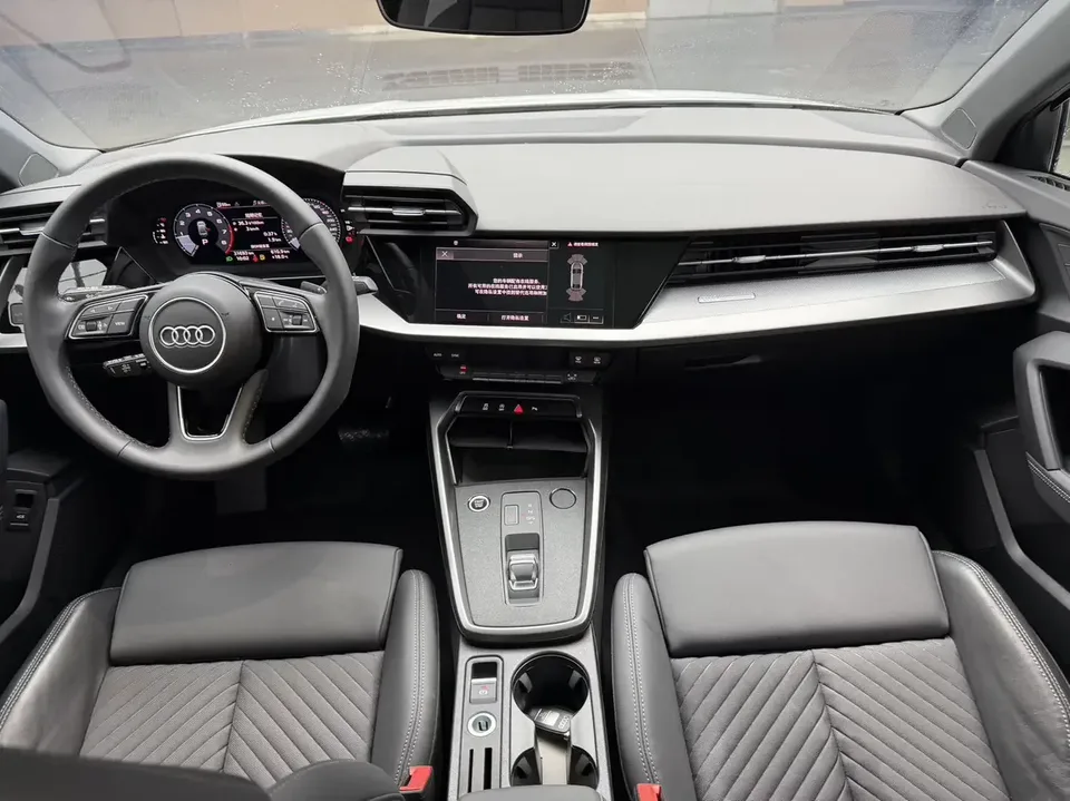Audi A3 Audi A3 2023 A3L Limousine 35 TFSI facelift: stylish and elegant 2023 — thumbnail 3